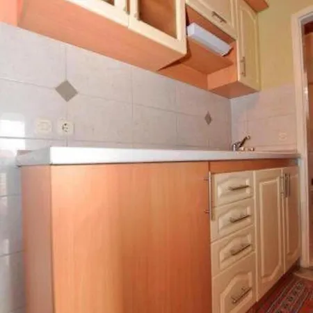 With Parking Space - 25161 Apartman Makarska