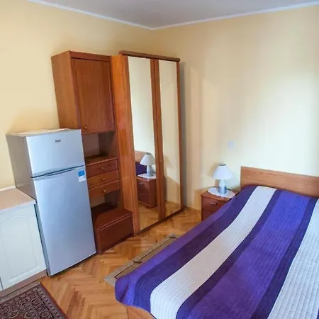 Apartman With Parking Space - 25161