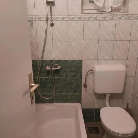 With Parking Space - 25161 Apartman *