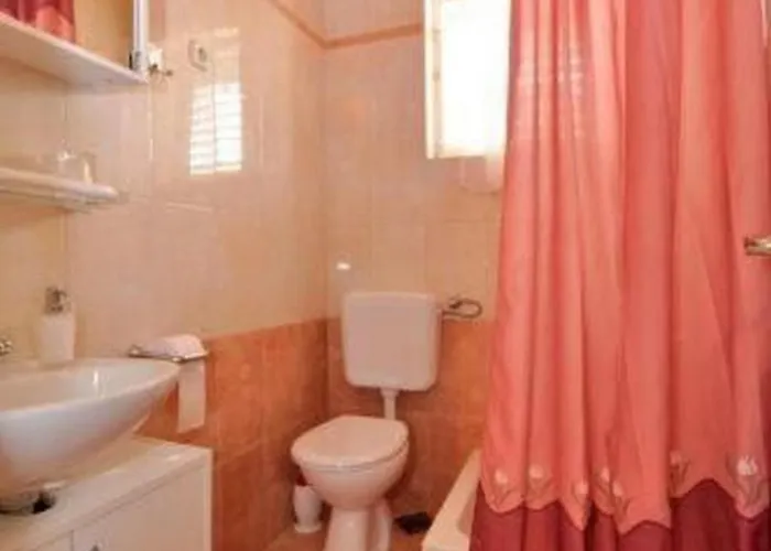 With Parking Space - 25161 Daire *